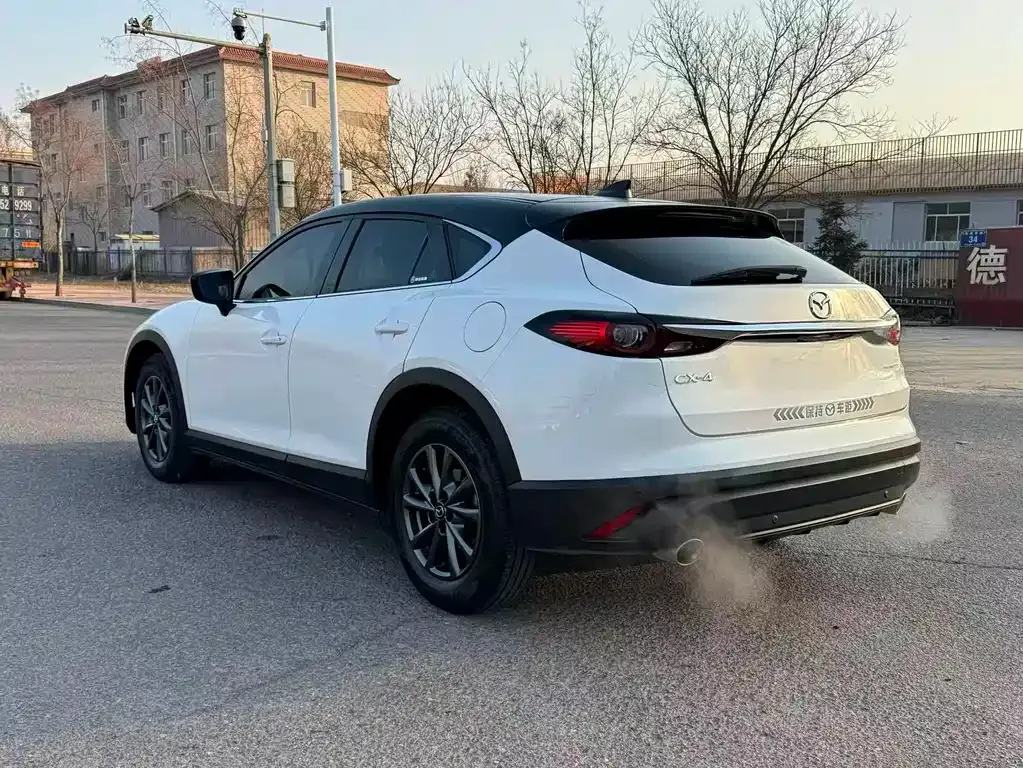 Mazda CX-4 2021 из CN, фото 8