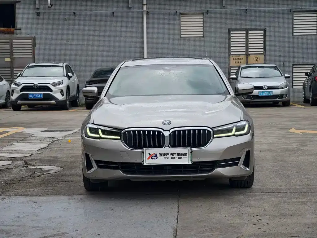 BMW 5 Series New Energy — фото 5