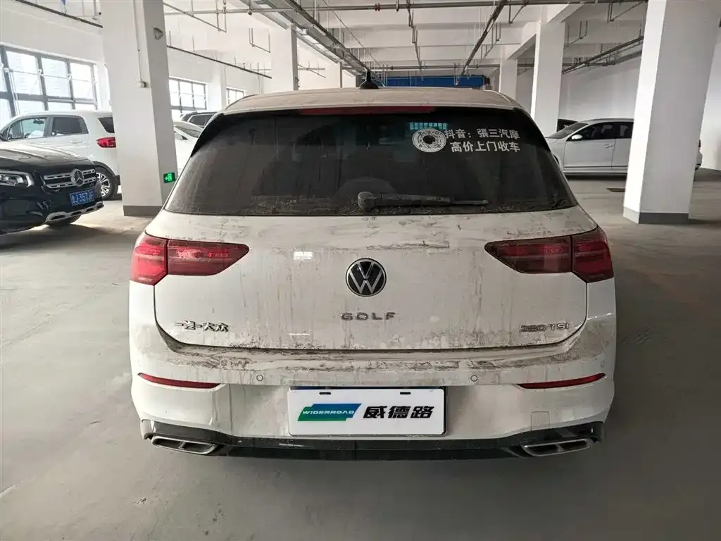Volkswagen Golf 2024 из CN, фото 3