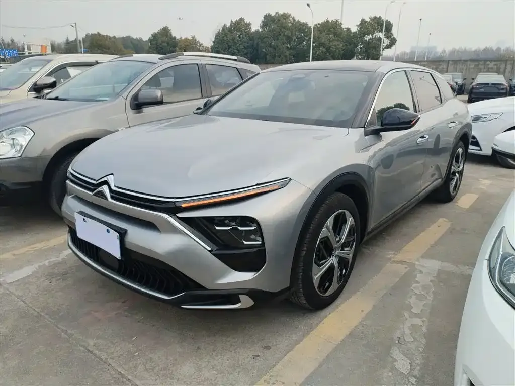 Citroen C5 X 2022 из CN, фото 1