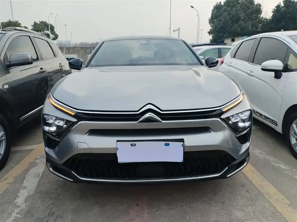 Citroen C5 X 2022 из CN, фото 9