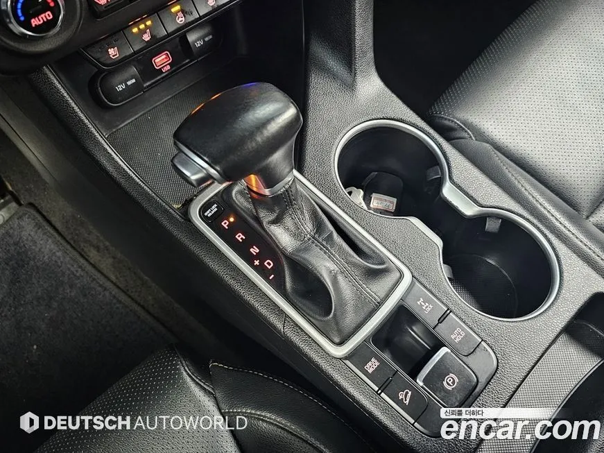 Kia Sportage — фото 10