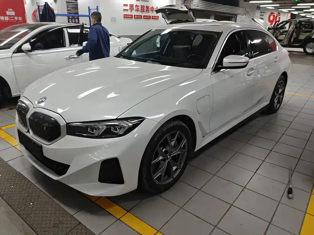 BMW i3 2022 из CN, фото 1