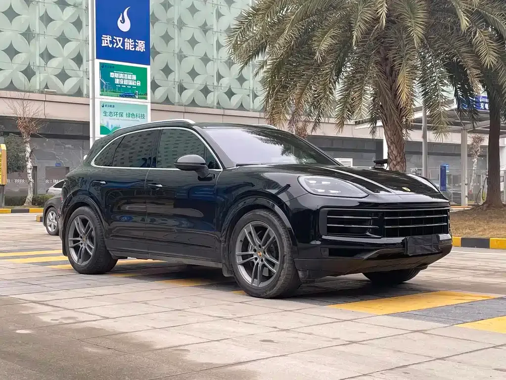 Porsche Cayenne 2023 из CN, фото 2