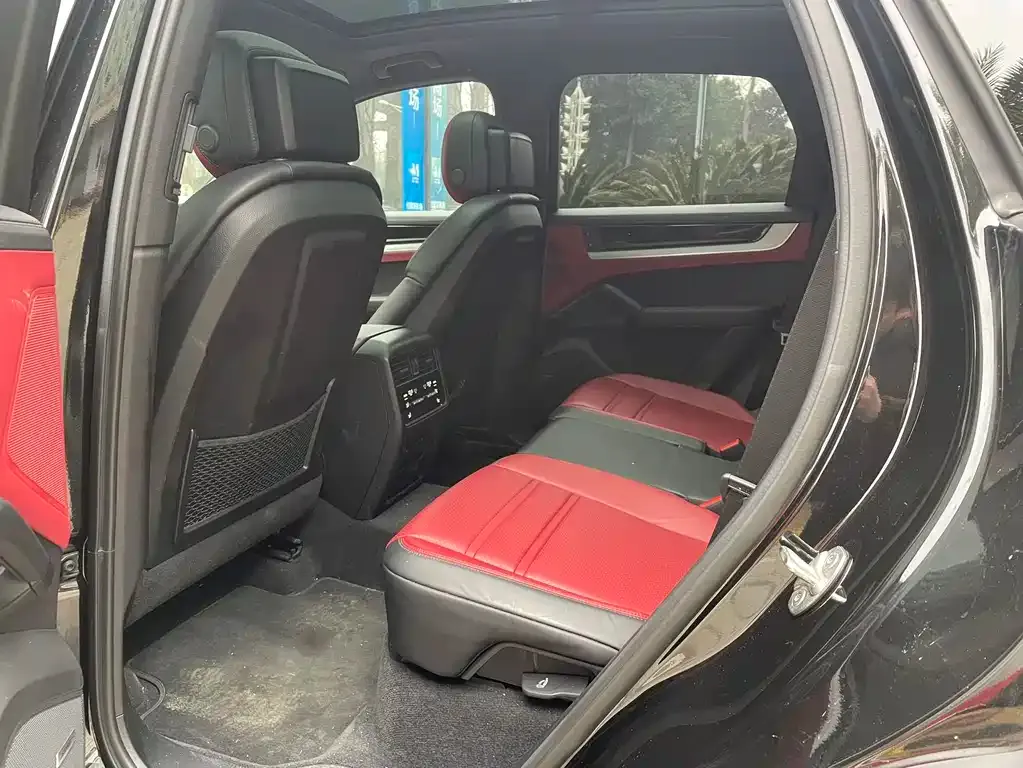 Porsche Cayenne 2023 из CN, фото 3