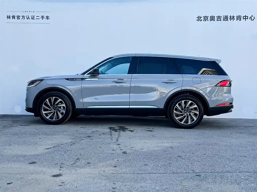 Lincoln Aviator 2025 из CN, фото 6