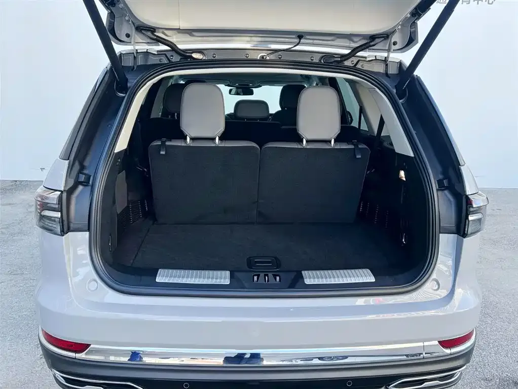 Lincoln Aviator 2025 из CN, фото 3