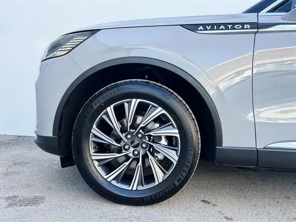 Lincoln Aviator 2025 из CN, фото 10