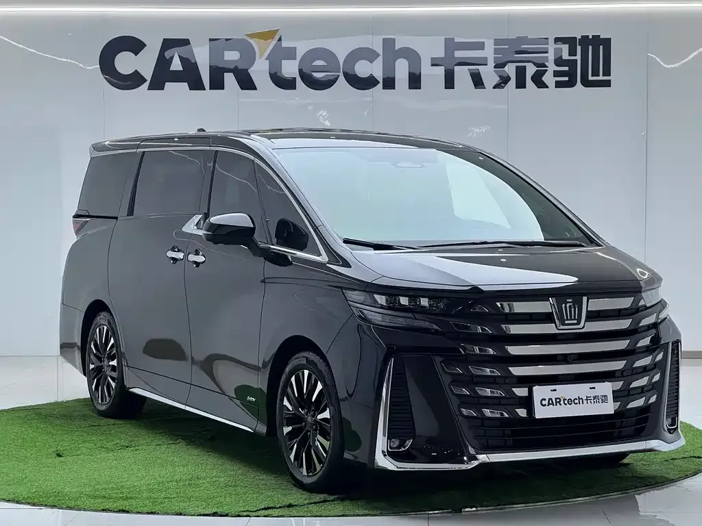 Toyota Vellfire — фото 7