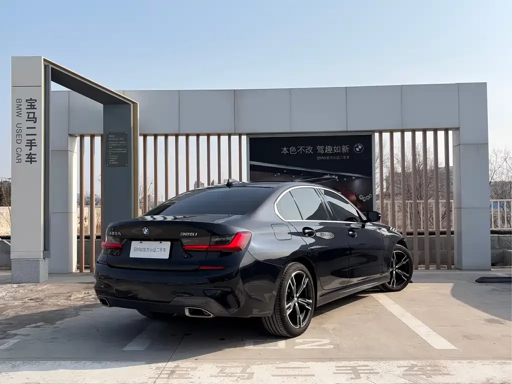 BMW 3 Series 2022 из CN, фото 4