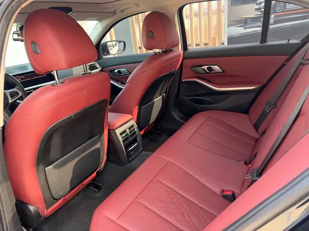 BMW 3 Series 2022 из CN, фото 7