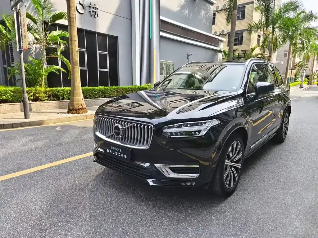 Volvo XC90 2023 из CN, фото 1