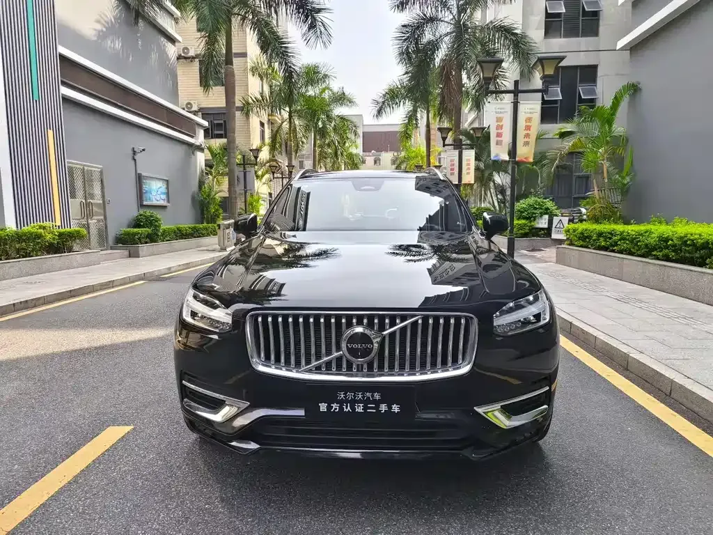 Volvo XC90 2023 из CN, фото 4