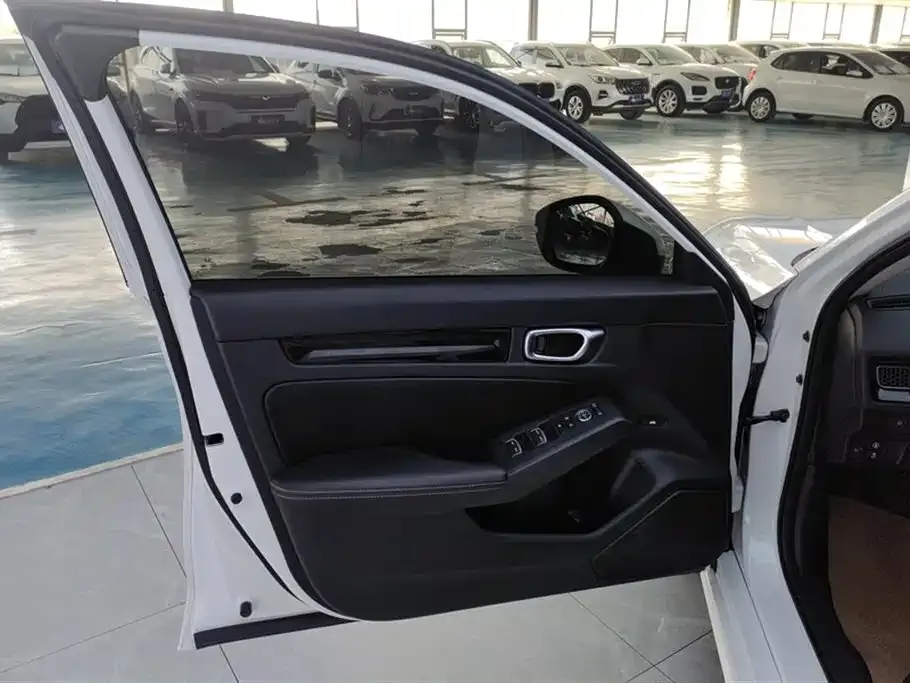 Honda Civic 2023 из CN, фото 3