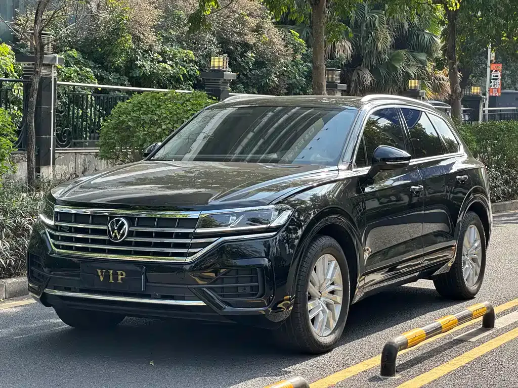 Volkswagen Touareg 2024 из CN, фото 1