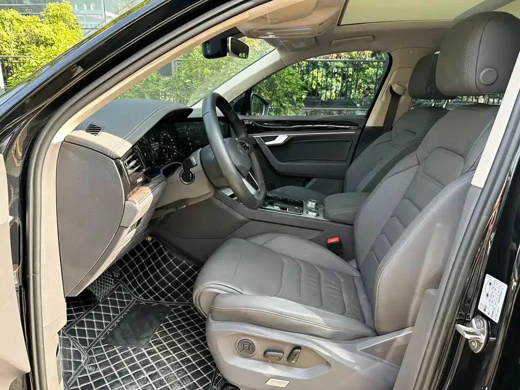 Volkswagen Touareg 2024 из CN, фото 3