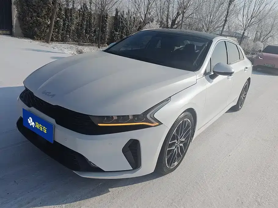 Kia K5 2021 из CN, фото 1