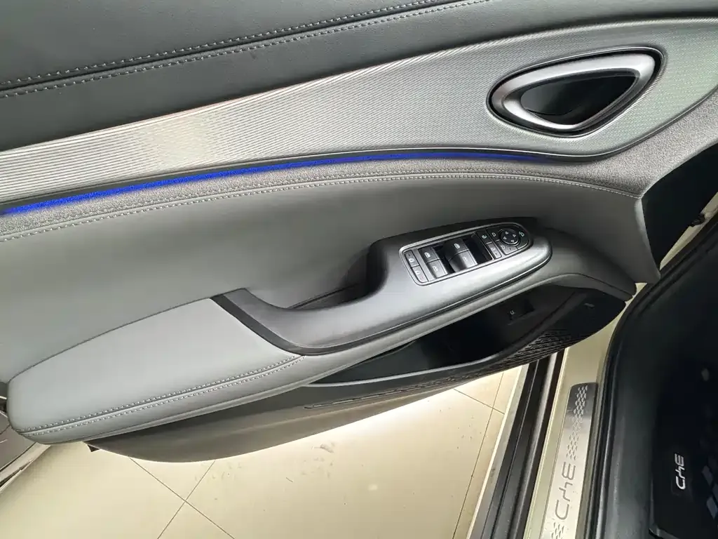 BYD Seal 07 DM-i — фото 4