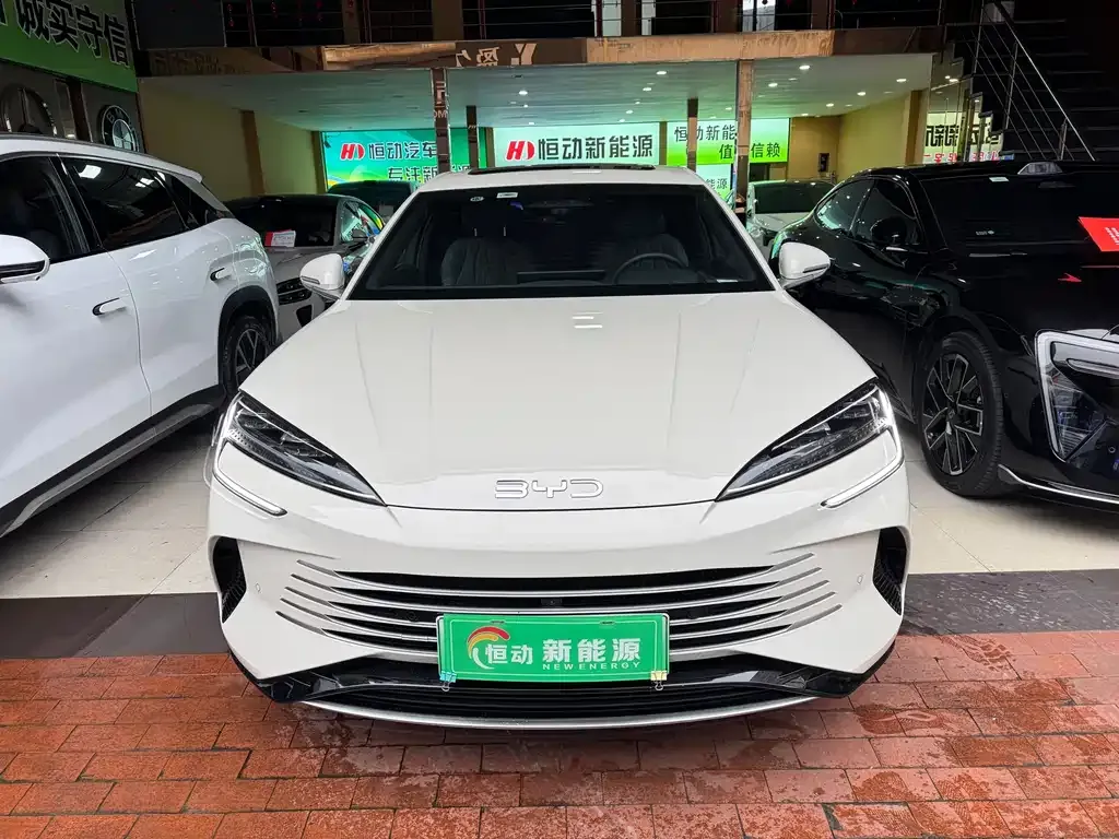 BYD Seal 07 DM-i — фото 6