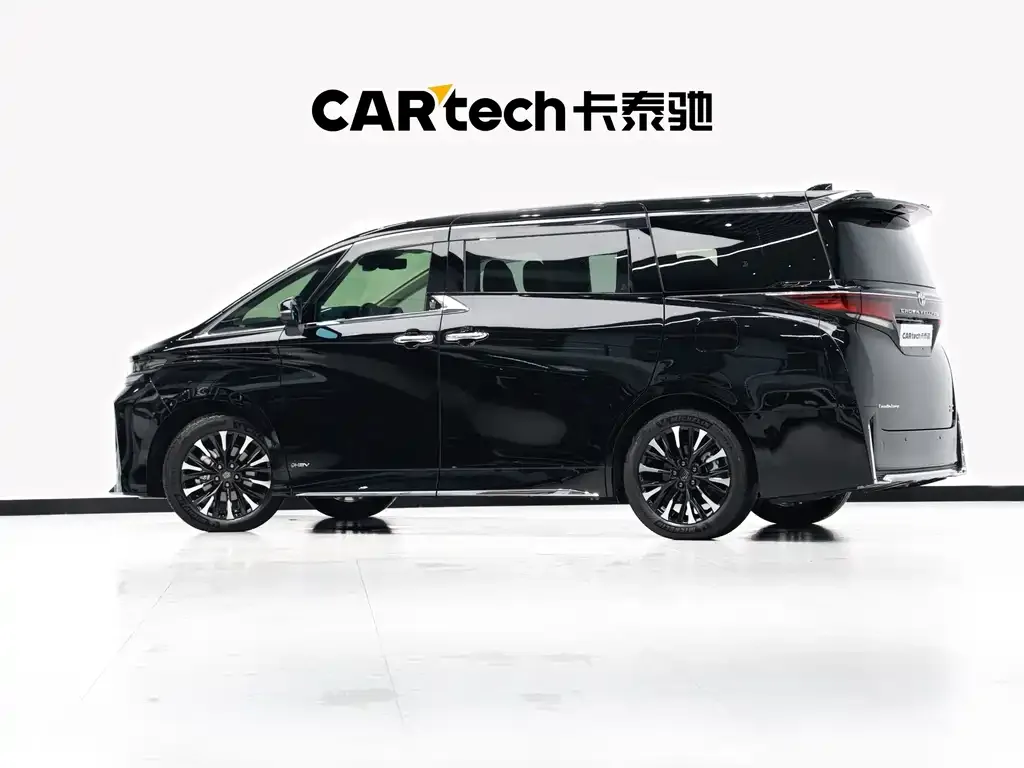 Toyota Vellfire 2024 из CN, фото 8