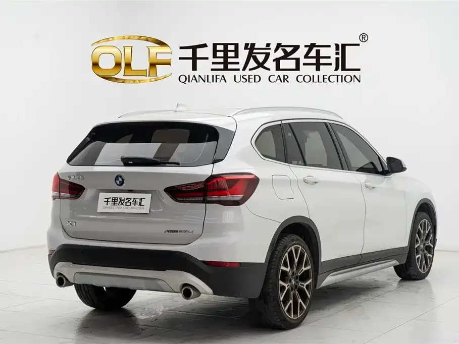 BMW X1 — фото 10