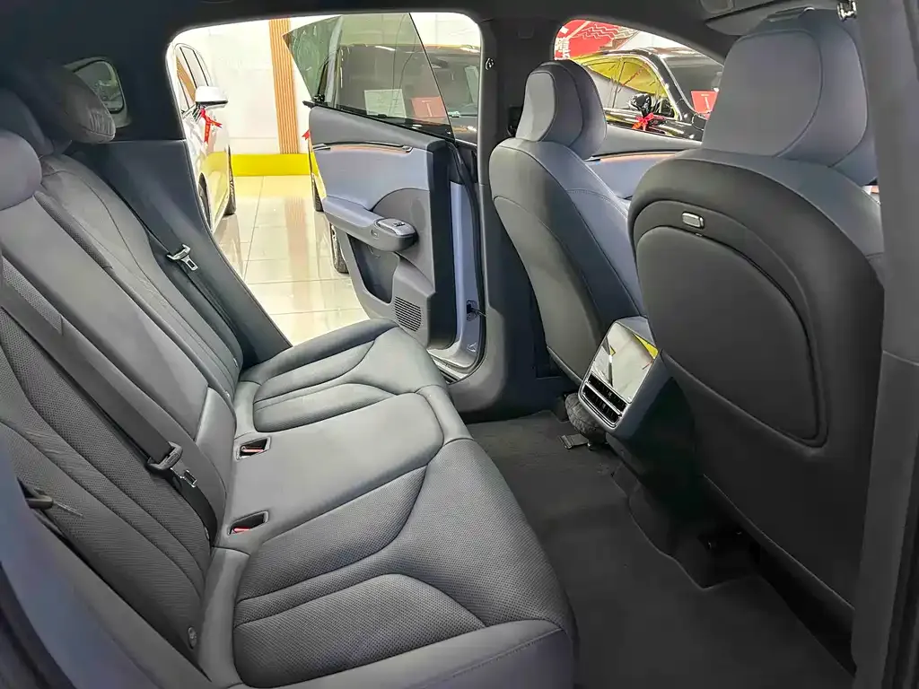 XPeng G7 — фото 4