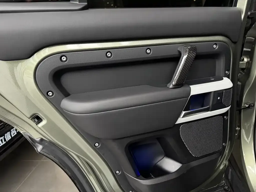 Land Rover Defender 2022 из CN, фото 9