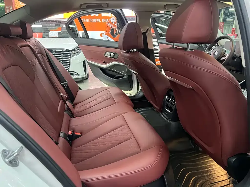 BMW i3 2023 из CN, фото 3