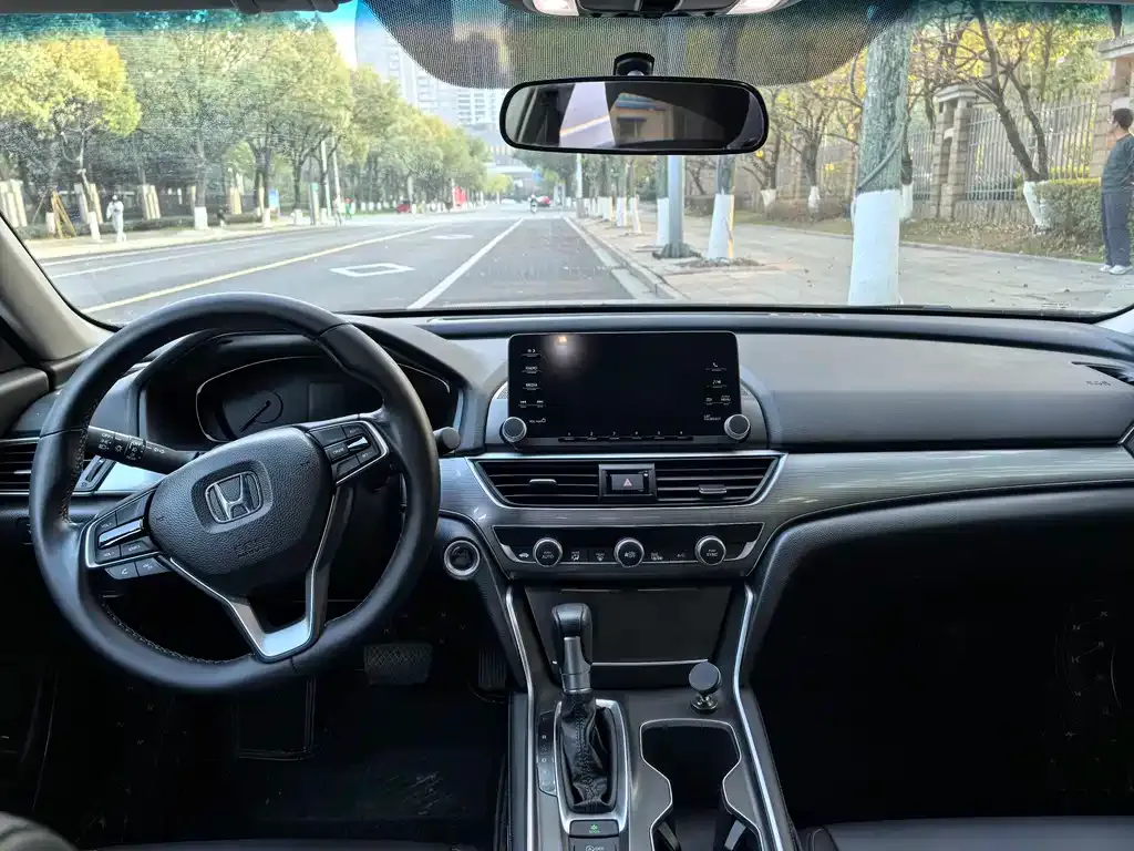 Honda Accord 2021 из CN, фото 8