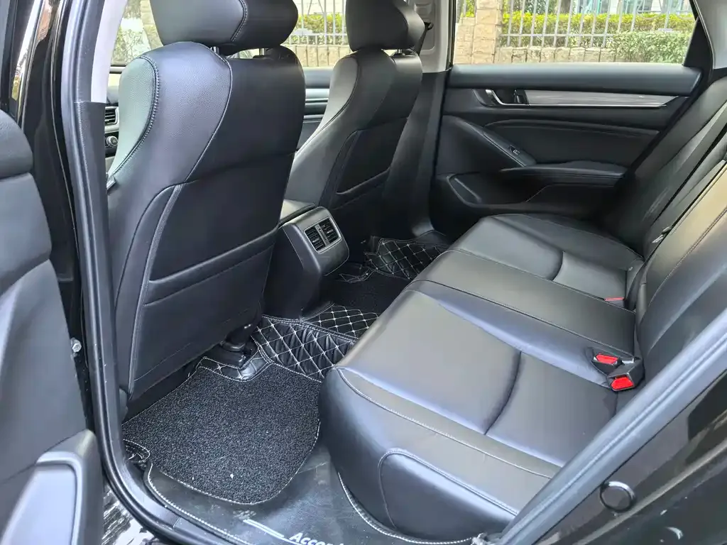 Honda Accord 2021 из CN, фото 3