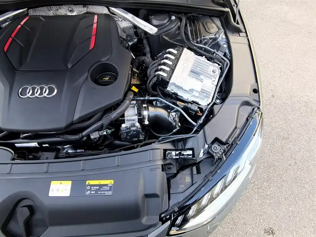 Audi S4 2025 из CN, фото 9