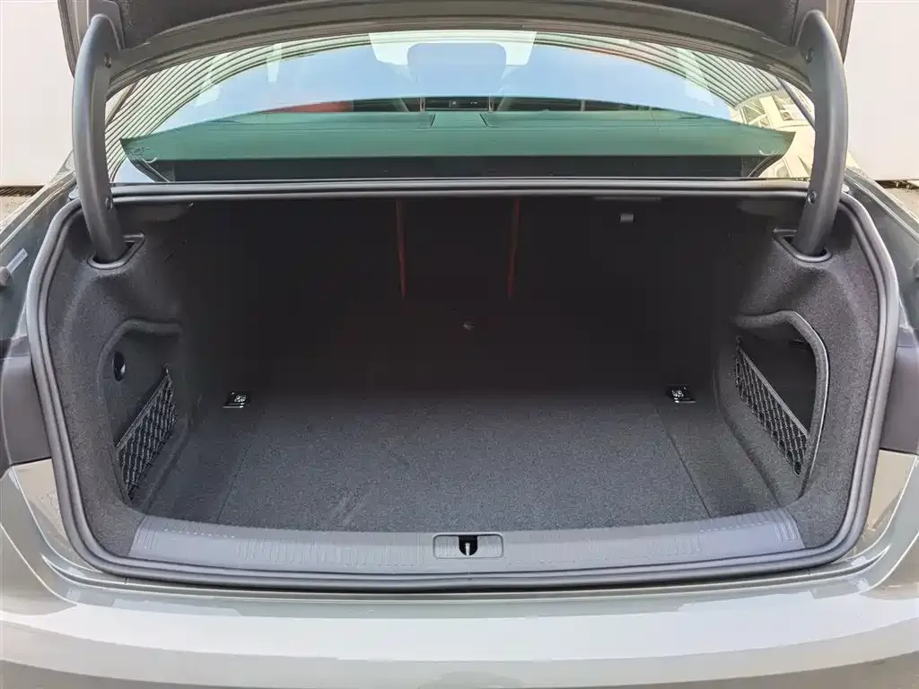Audi S4 2025 из CN, фото 8
