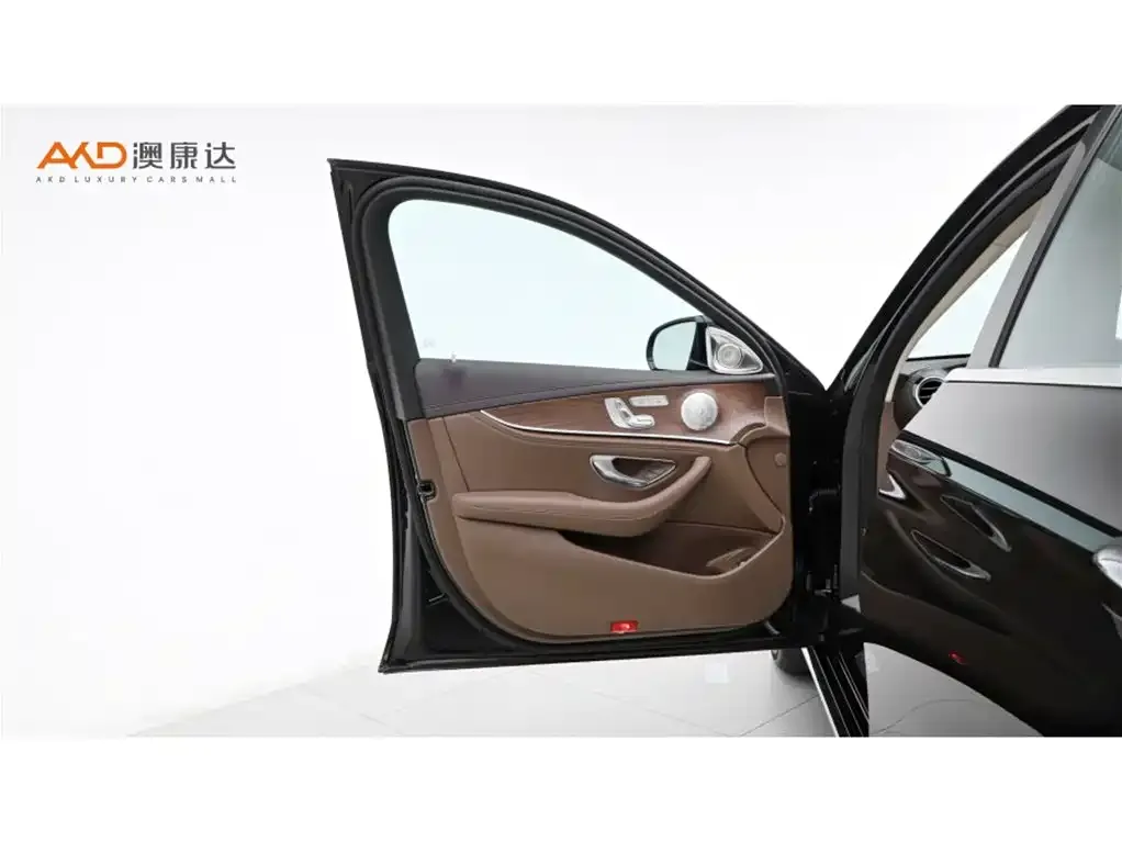 Mercedes-Benz E-Class 2023 из CN, фото 7