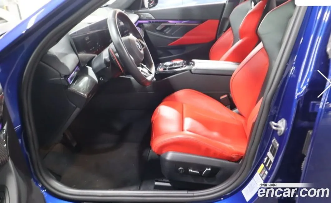 BMW M5 2025 из KR, фото 5