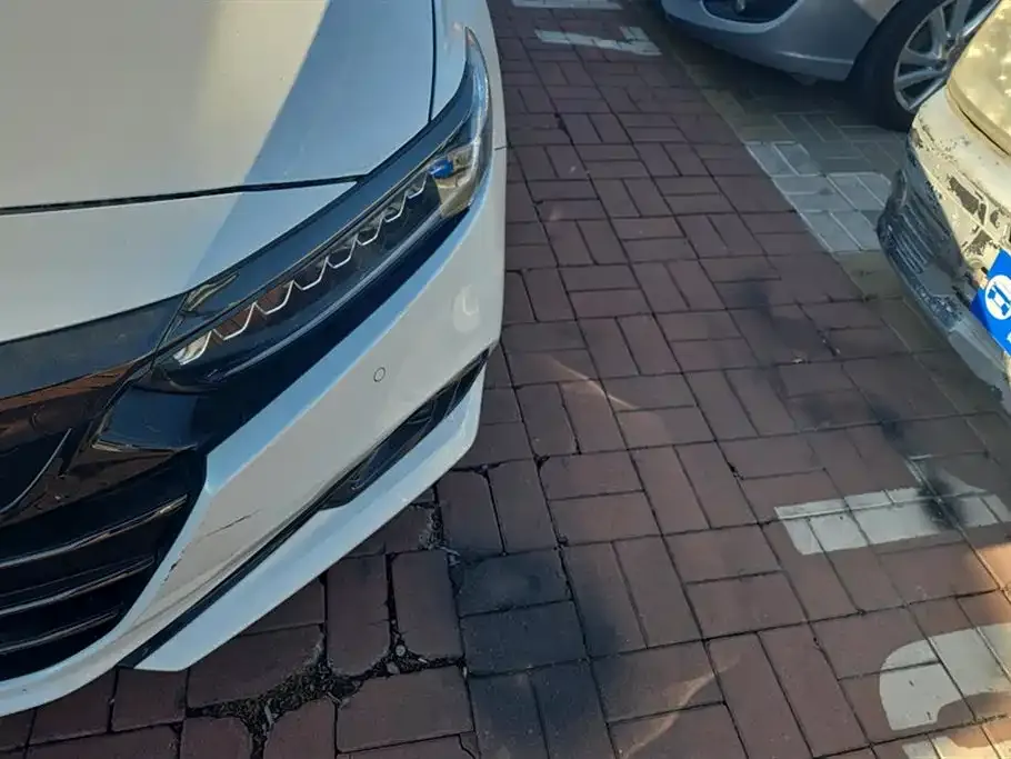 Honda Accord 2023 из CN, фото 5