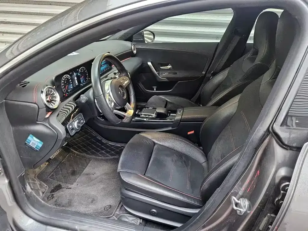 Mercedes-Benz CLA (Import) — фото 10