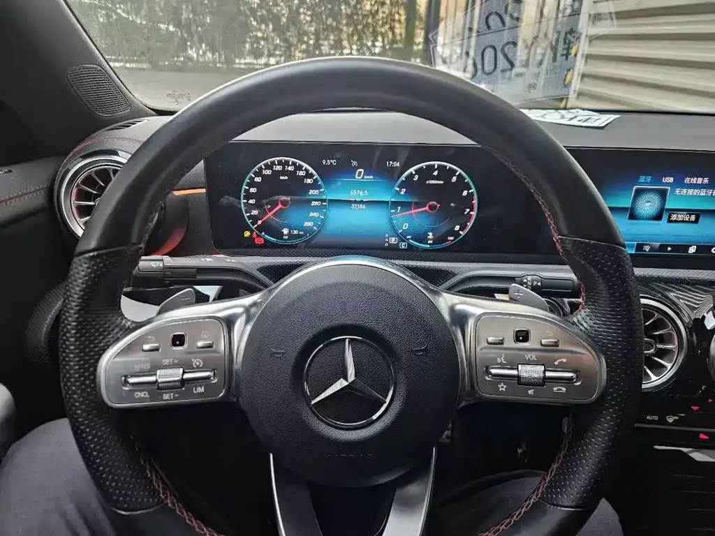 Mercedes-Benz CLA (Import) — фото 9