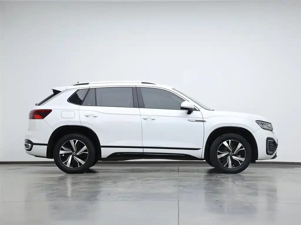 Volkswagen GTE PHEV 2022 из CN, фото 4
