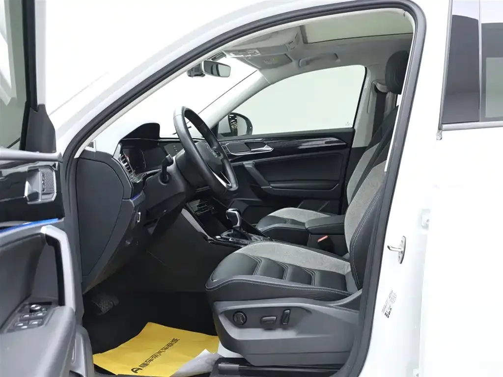Volkswagen GTE PHEV 2022 из CN, фото 7