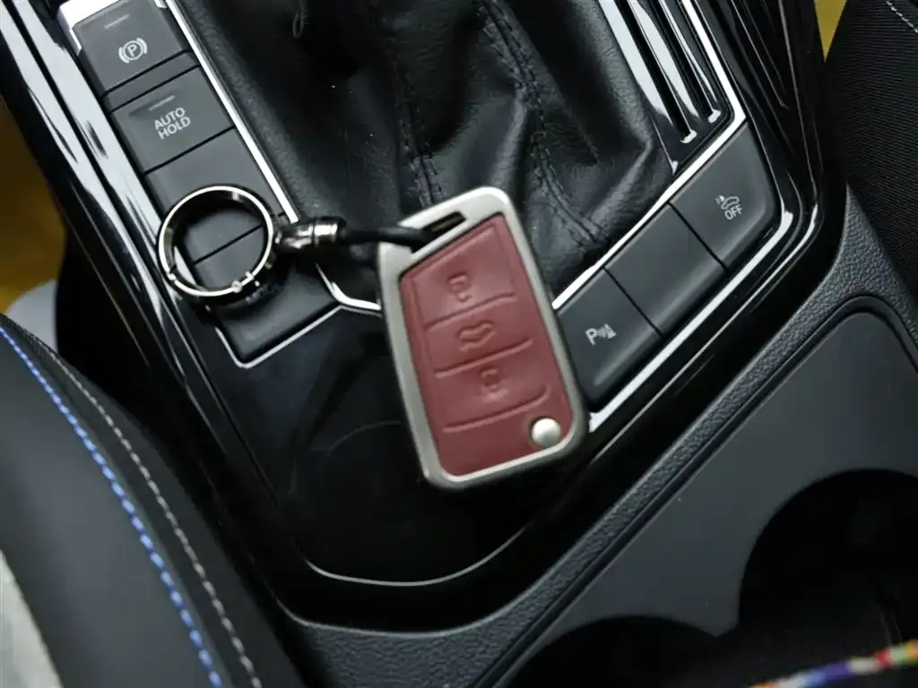 Volkswagen GTE PHEV 2022 из CN, фото 8