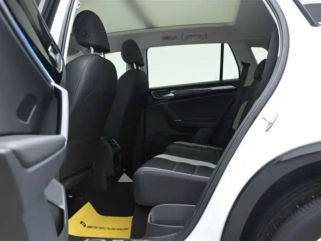 Volkswagen GTE PHEV 2022 из CN, фото 6