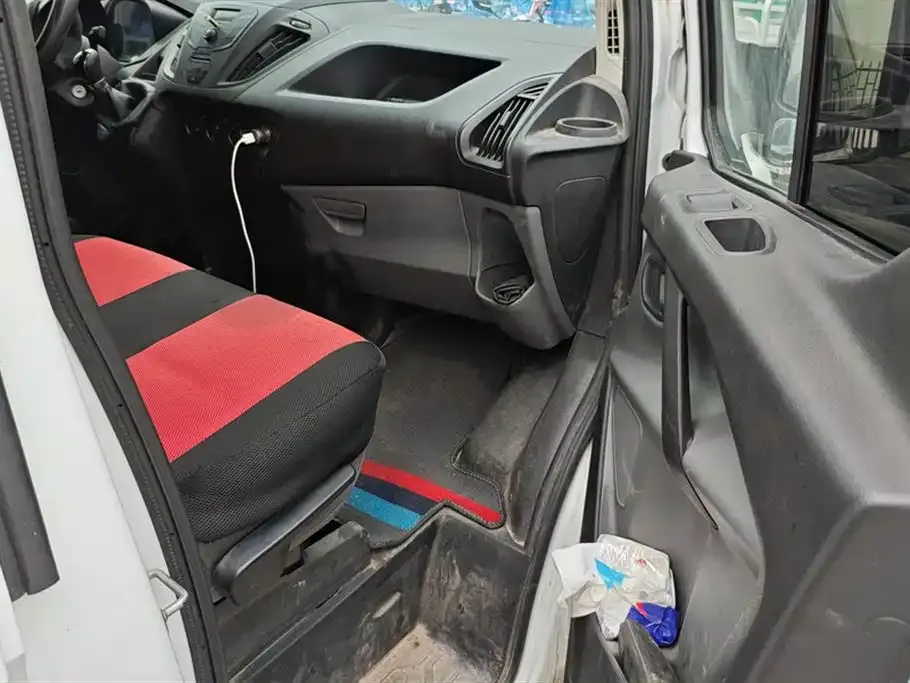 Ford Transit 2021 из CN, фото 7