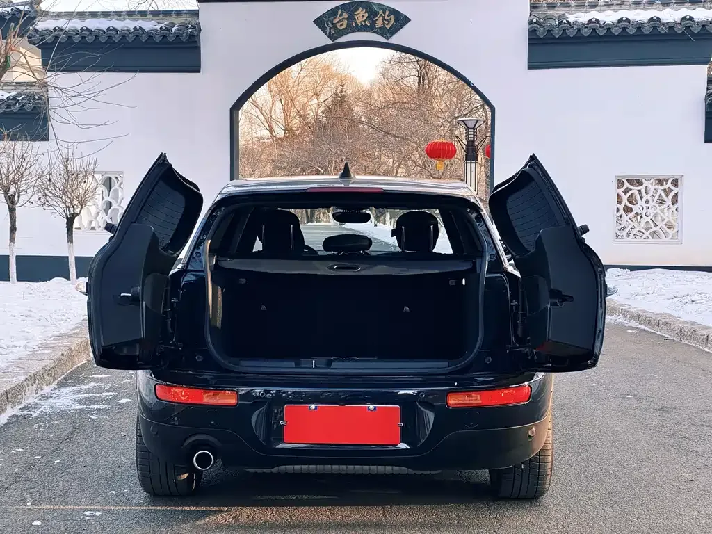 MINI Clubman — фото 9