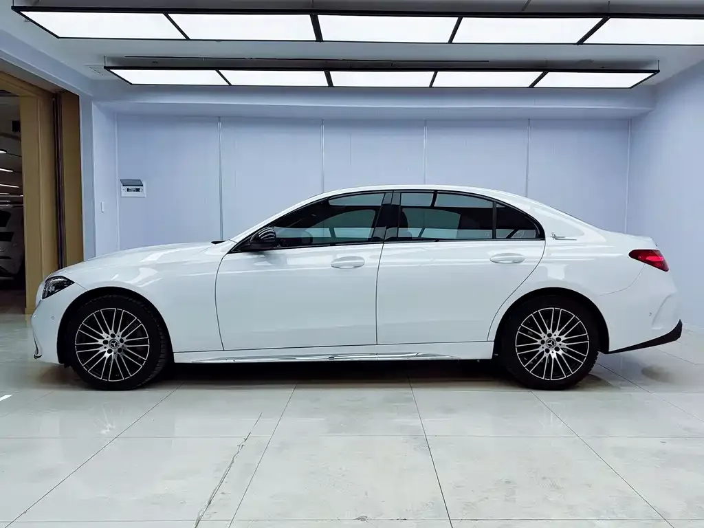 Mercedes-Benz C-Class 2023 из CN, фото 4