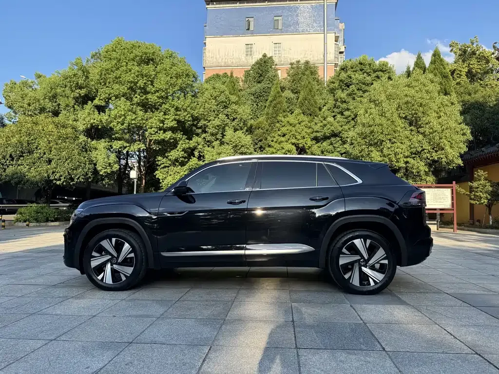 Volkswagen Teramont 2023 из CN, фото 8