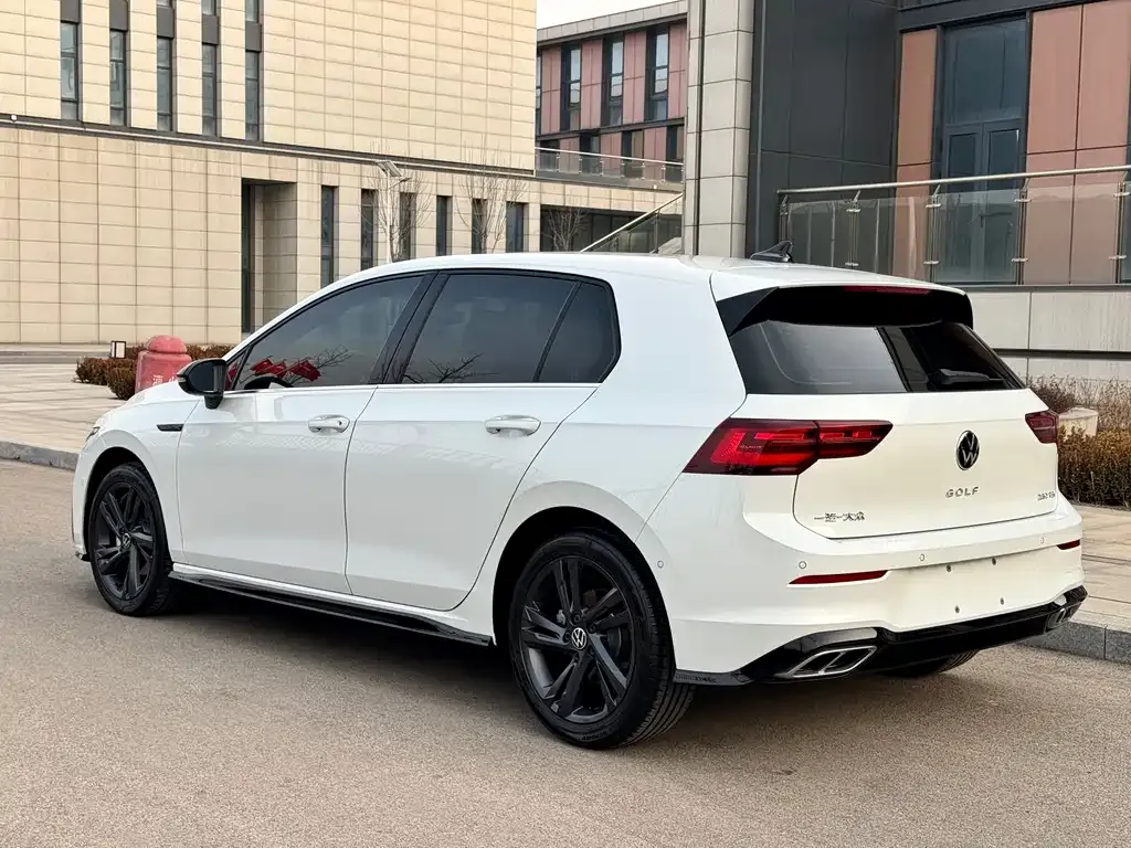 Volkswagen Golf 2022 из CN, фото 7