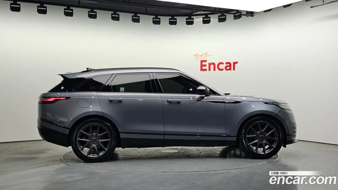 Land Rover Range Rover Velar 2025 из KR, фото 2