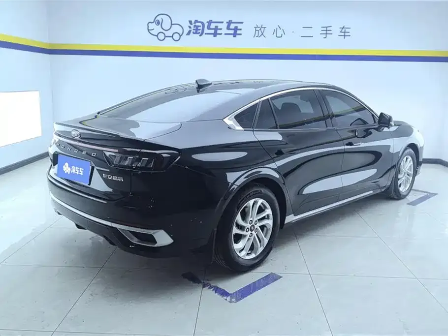 Ford Mondeo 2023 из CN, фото 5