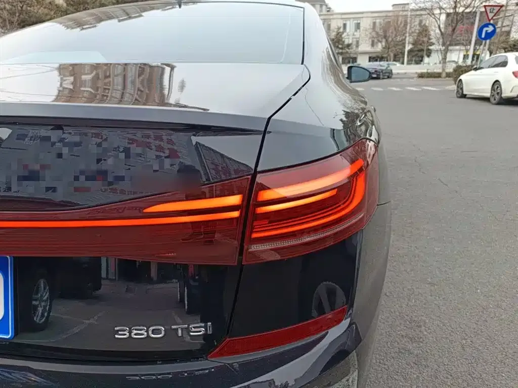 Volkswagen Passat 2024 из CN, фото 2