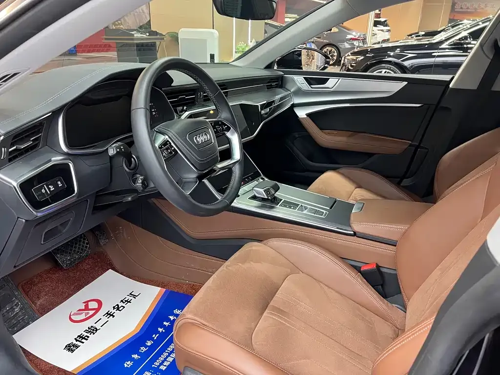 Audi A7L 2025 из CN, фото 10
